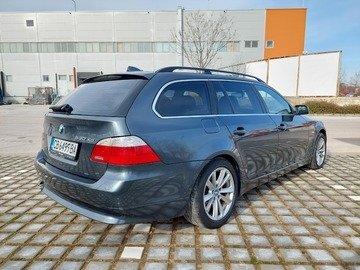 Авто къща ден и нощ