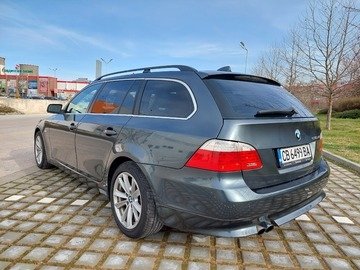 Авто къща ден и нощ