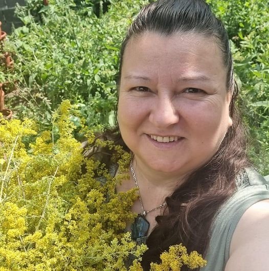 Дистанционна онлайн консултация "Носиш ли чужда тежест – магия, проклятие, уроки или родова клетва?"