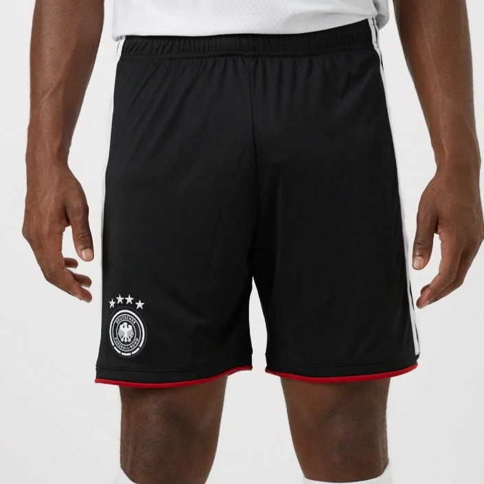 Нова Колекция Футболни Екипи - Име и номер по избор