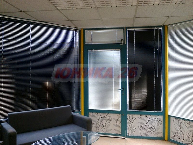 хоризонтални щори