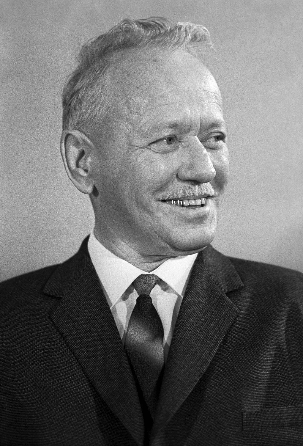 Михаил Шолохов