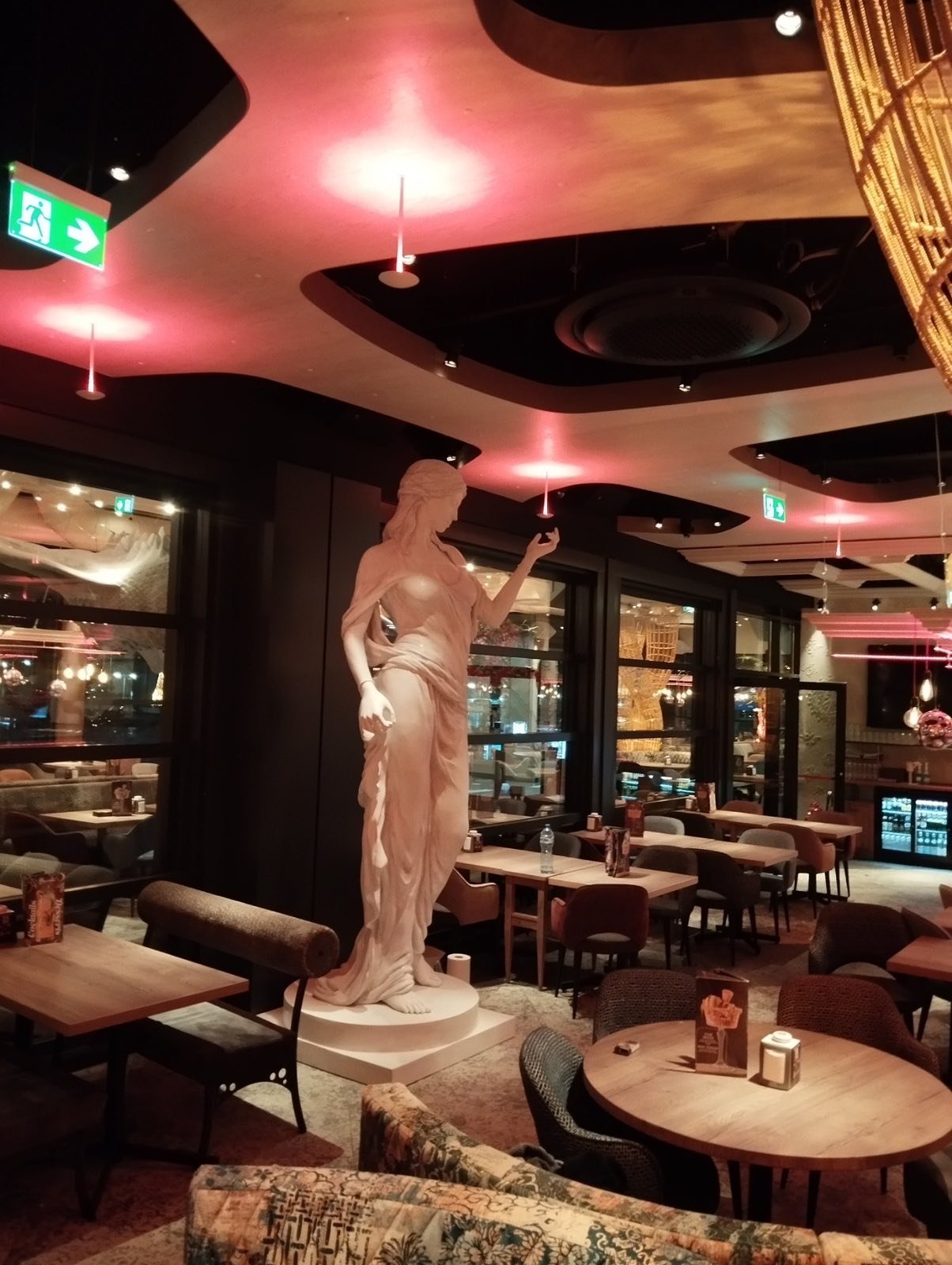 Статуи  Скулптура  Орнаменти