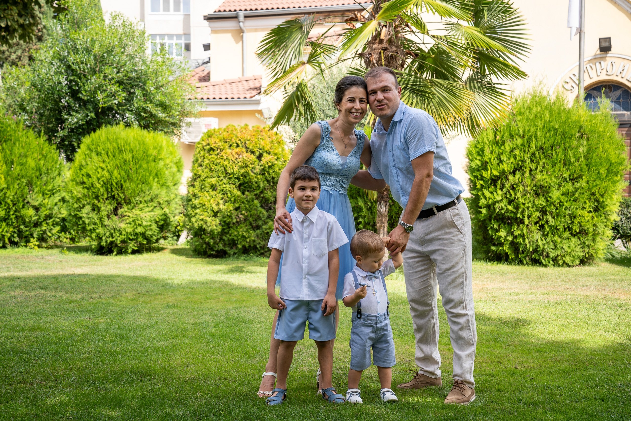 Професионален фотограф и видеограф в Пловдив за сватби, кръщенета, кръщения, абитуриентски балове, рождени дни, корпоративни събития, дронография, снимки с дрон, фо