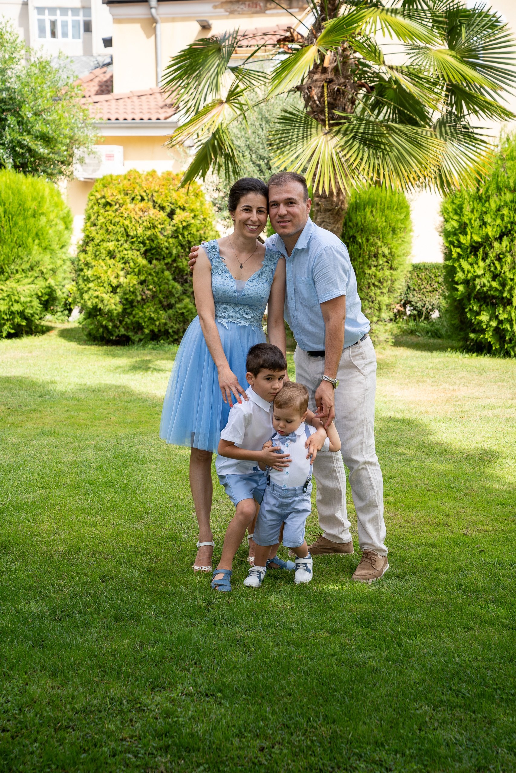 Професионален фотограф и видеограф в Пловдив за сватби, кръщенета, кръщения, абитуриентски балове, рождени дни, корпоративни събития, дронография, снимки с дрон, фо