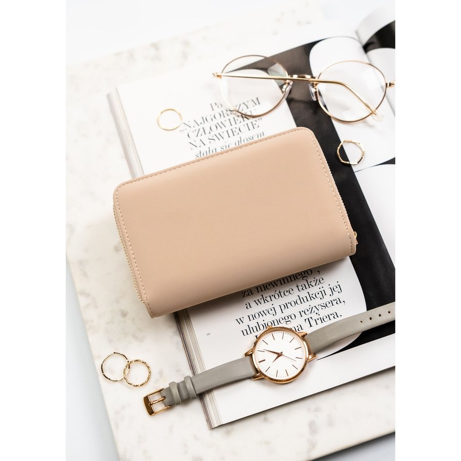  Бежов дамски портфейл от еко кожа с леко оребрена текстура - Peterson