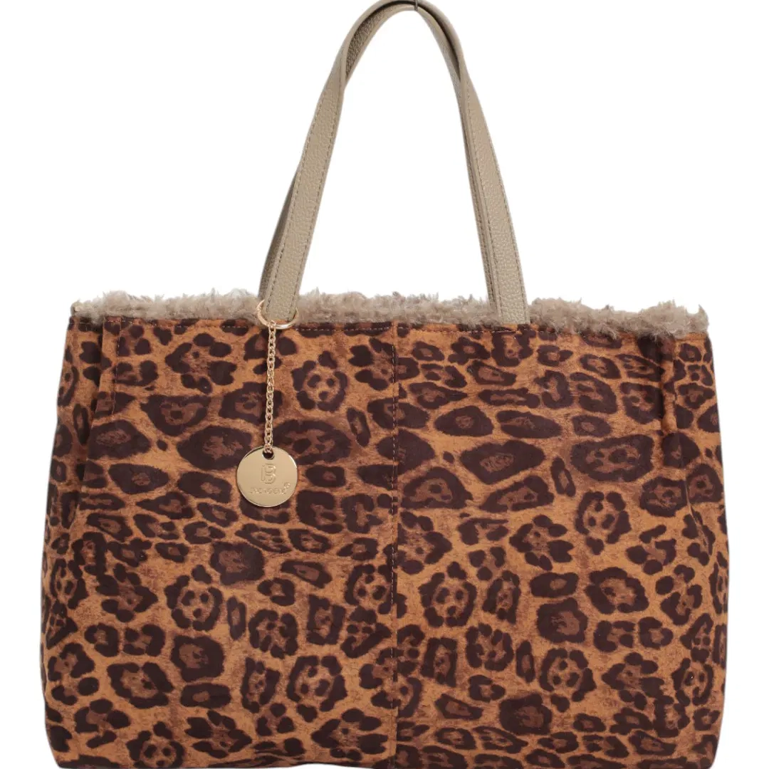 Дамска просторна чанта от еко велур с несесер