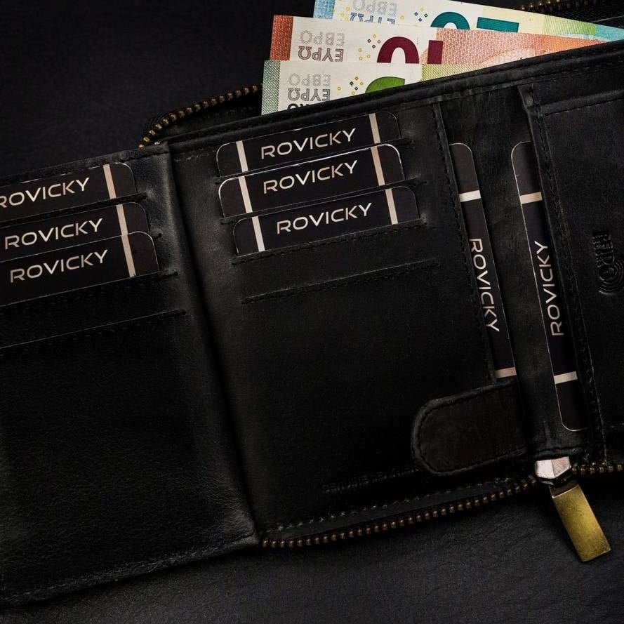 Голям, вертикален кожен портфейл с RFID - Always Wild