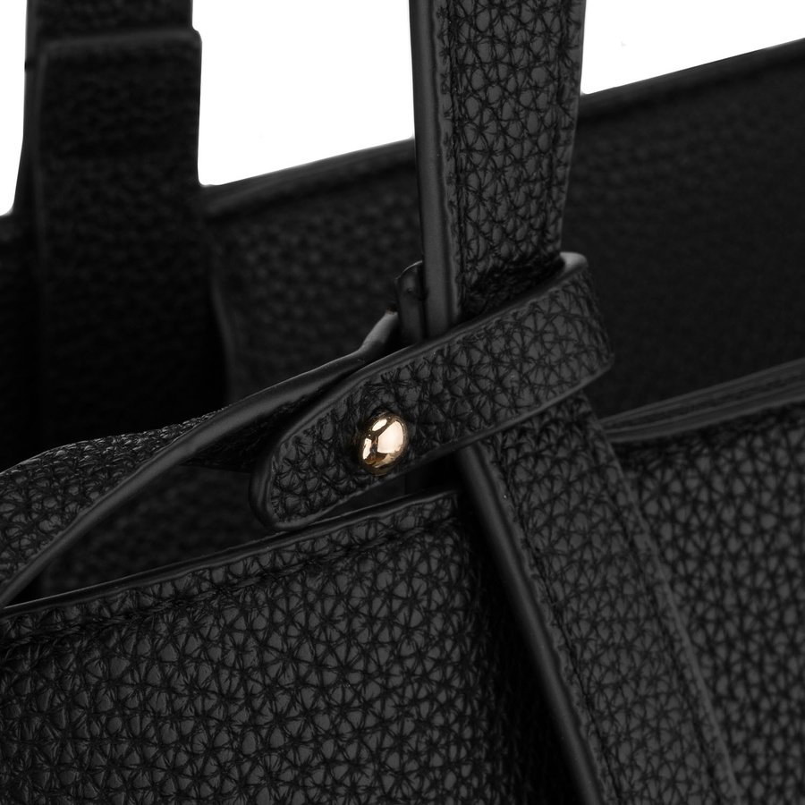 Черна дамска чанта за пазаруване, изработена от еко кожа с включен практичен калъф - Peterson