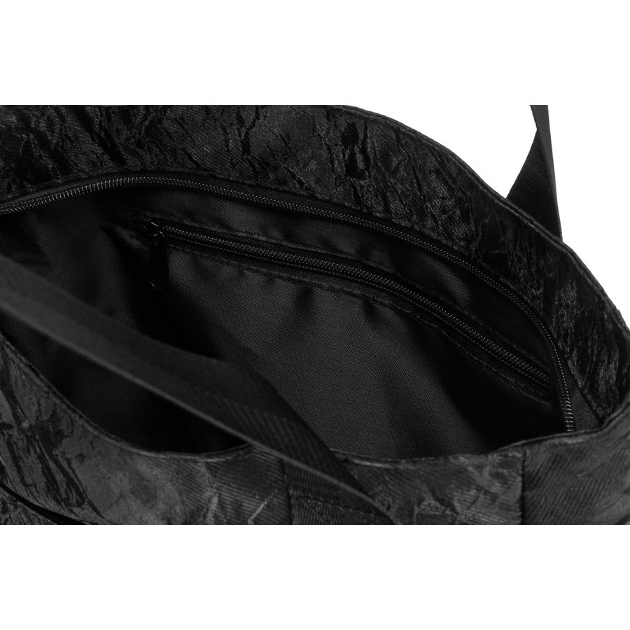 Голяма черна дамска чанта от полиестер с мраморен мотив, със закопчаване с цип - Rovicky