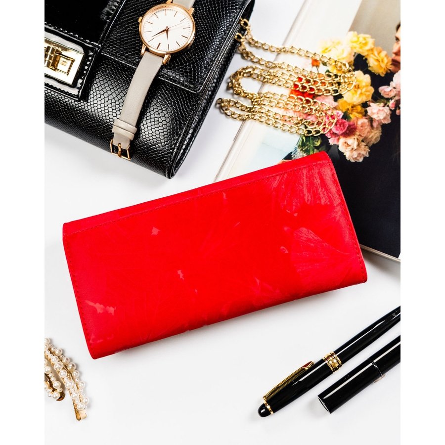 Голям, червен дамски портфейл, изработен от естествена и еко кожа с копче тип „тик-так“ - Peterson