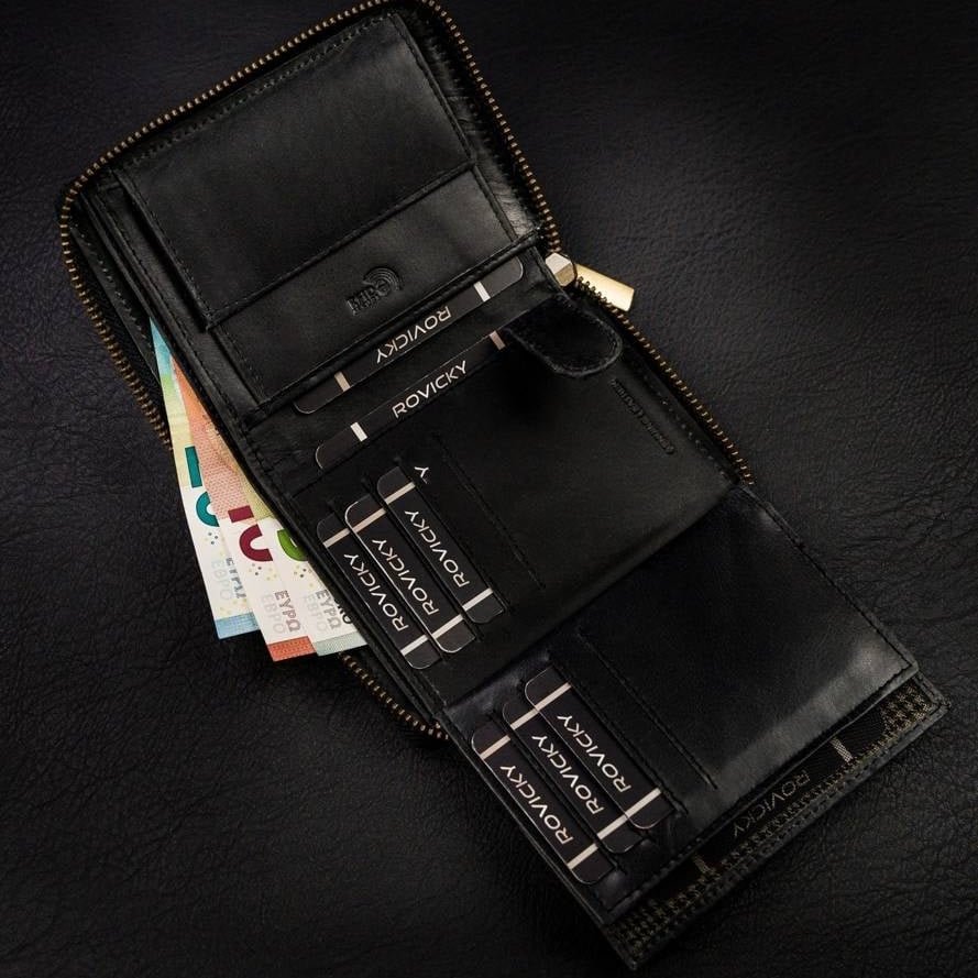 Голям, вертикален кожен портфейл с RFID - Always Wild