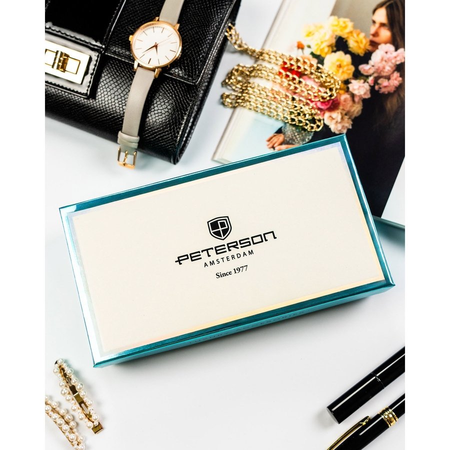 Бежов вертикален портфейл, изработен от естествена и еко кожа - Peterson