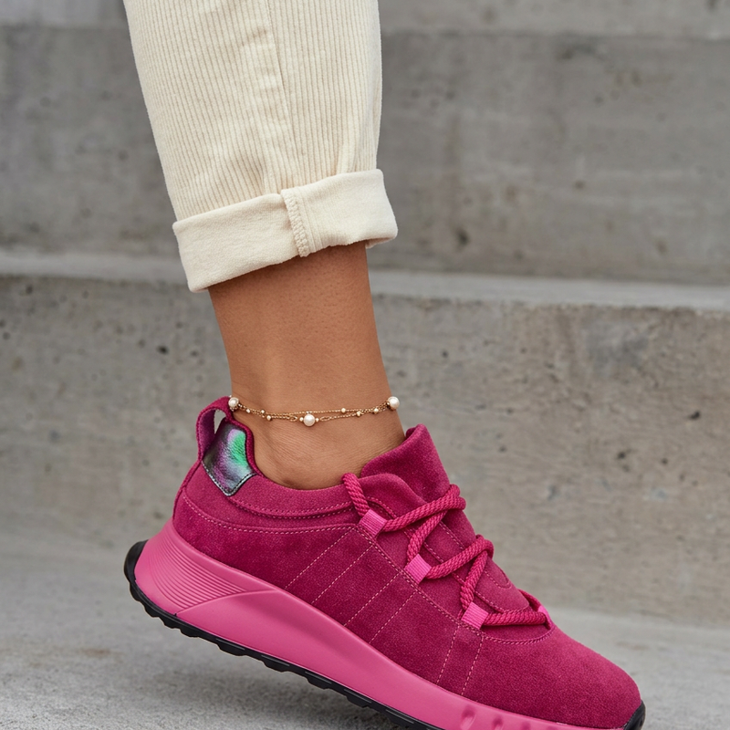 Дамски кецове от естествен велур в цвят фуксия