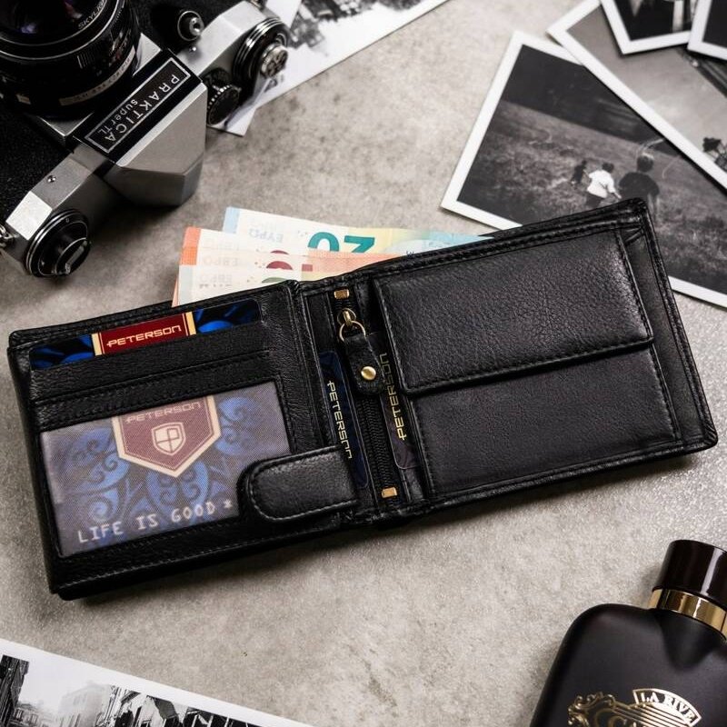 Подаръчен комплект мъжки кожен портфейл и ключодържател - Peterson