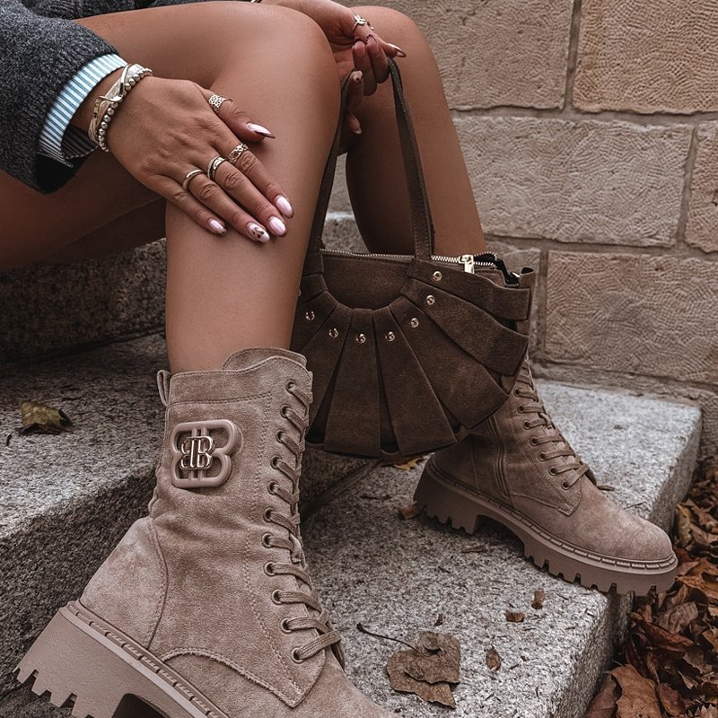 Дамски изолирани боти от еко велур с декорация