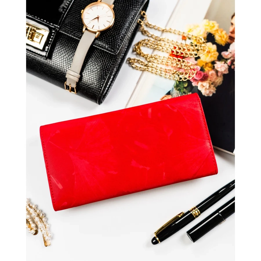 Червен дамски портфейл, изработен от естествена и еко кожа с копче тип „тик-так“ - Peterson