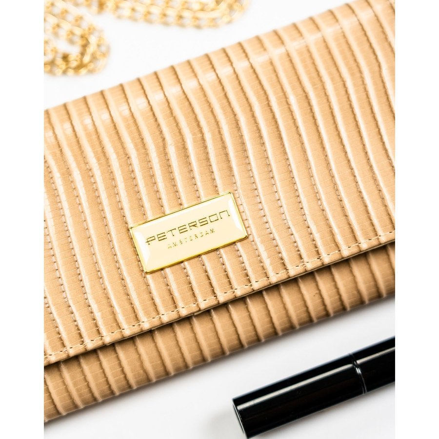 Бежов дамски портфейл, изработен от естествена и еко кожа с копче тип „тик-так“ и плетен модел - Peterson
