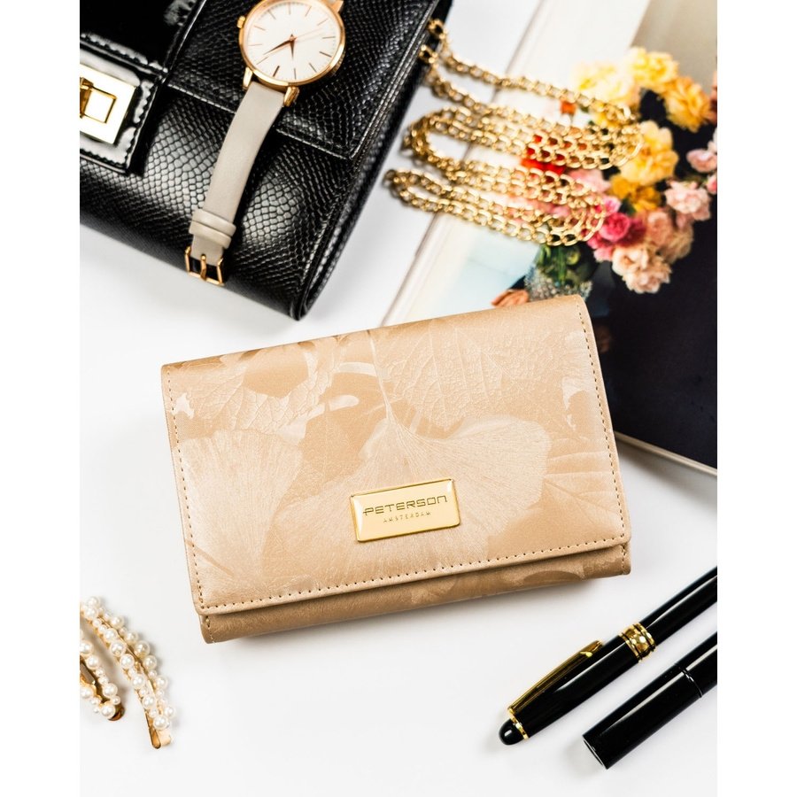 Голям дамски портфейл от естествена и еко кожа в бежово с външен джоб - Peterson