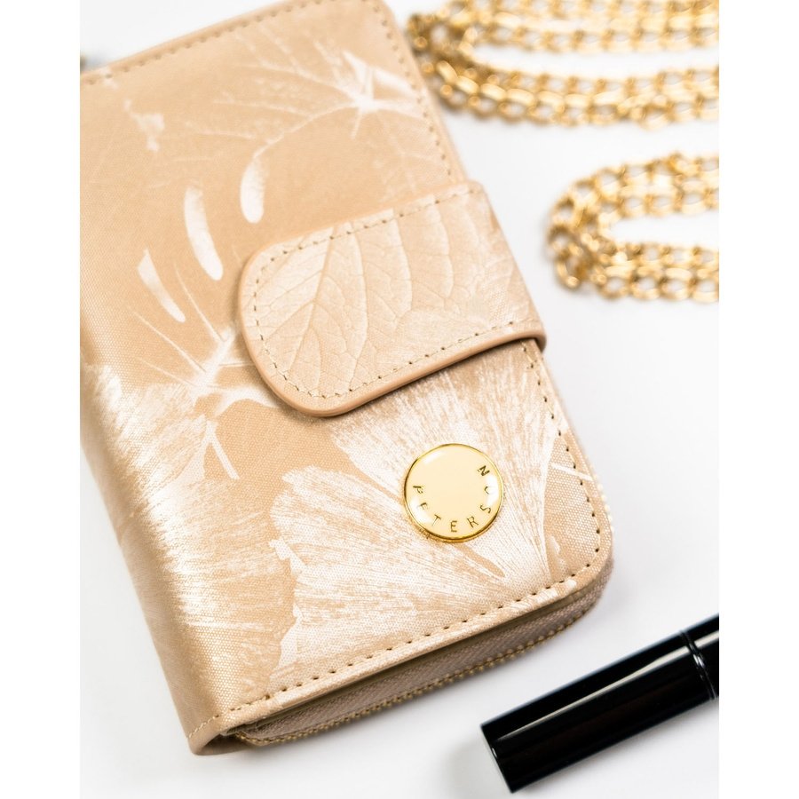 Портфейл от естествена и еко кожа в бежов цвят, закопчава се с цип и тик-так - Peterson