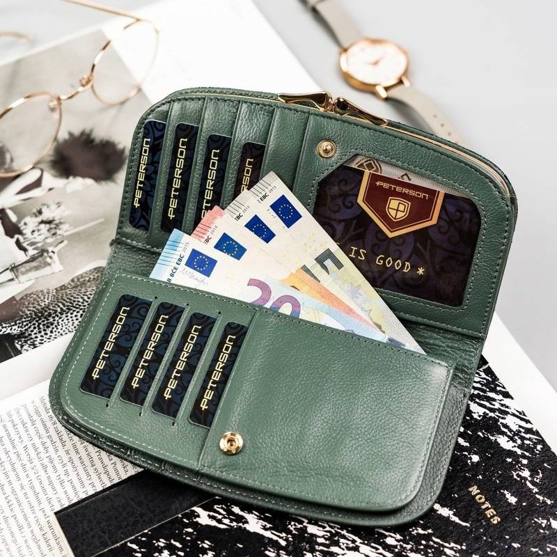 Голям, просторен портфейл от естествена кожа с флорален мотив - Peterson