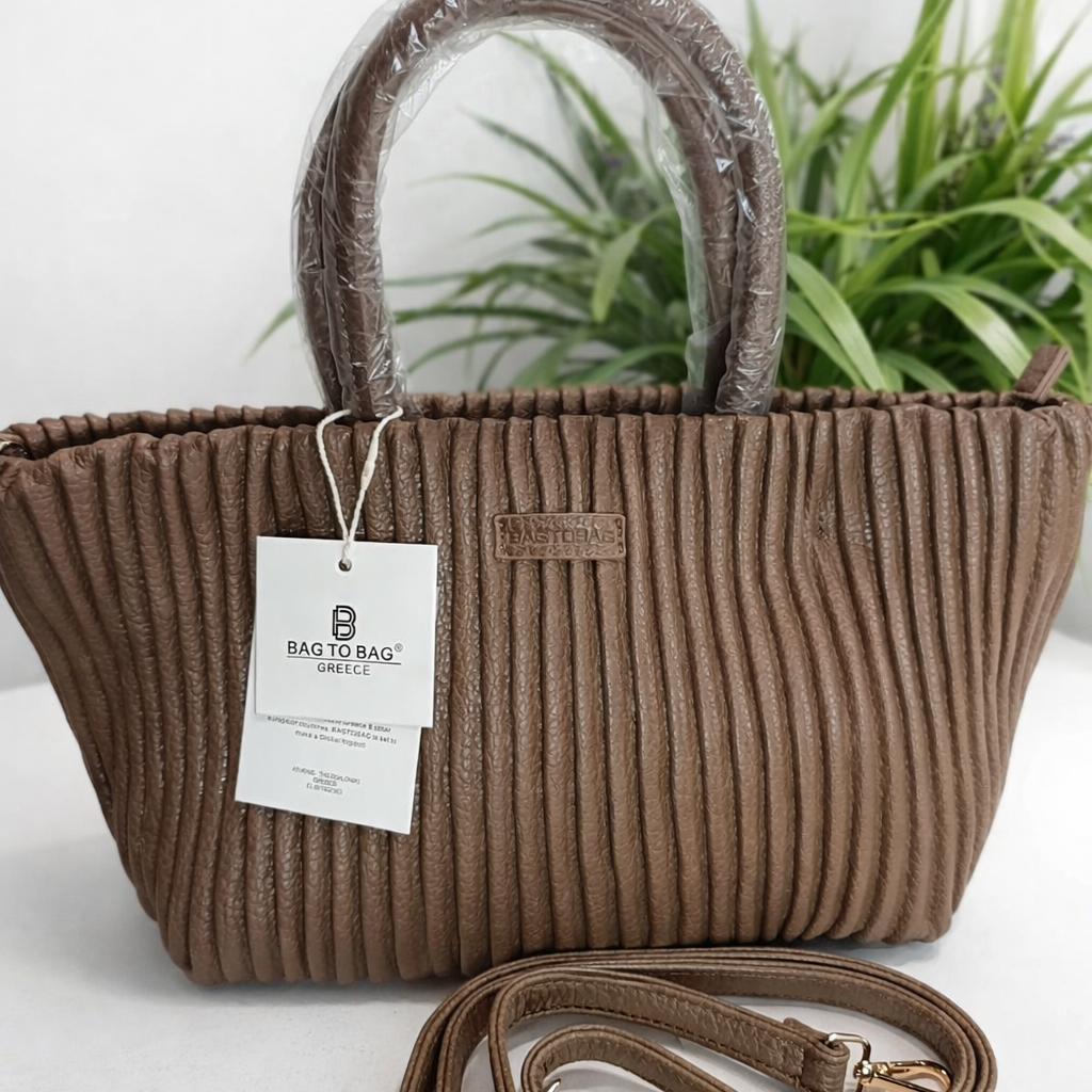 Дамска чанта от висококачествена еко кожа, каки