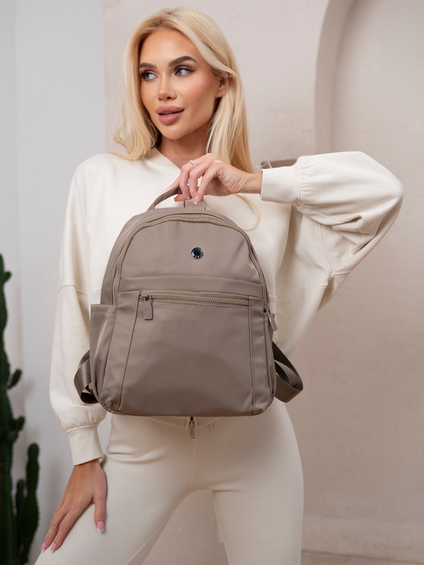 Дамски чанти и портфейли по заявка | Каталог Plami Select