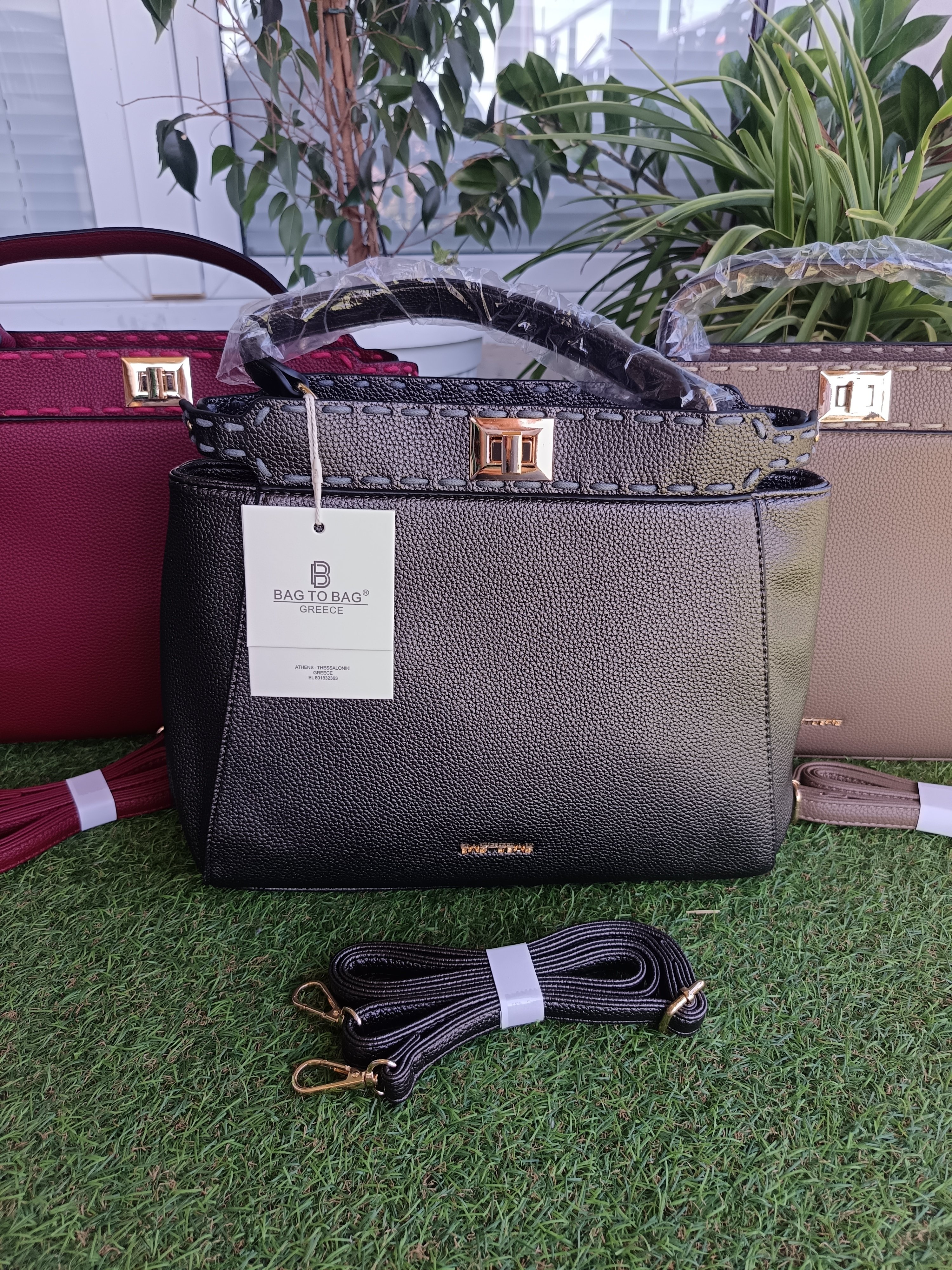 Дамска чанта за през рамо от висококачествена еко кожа