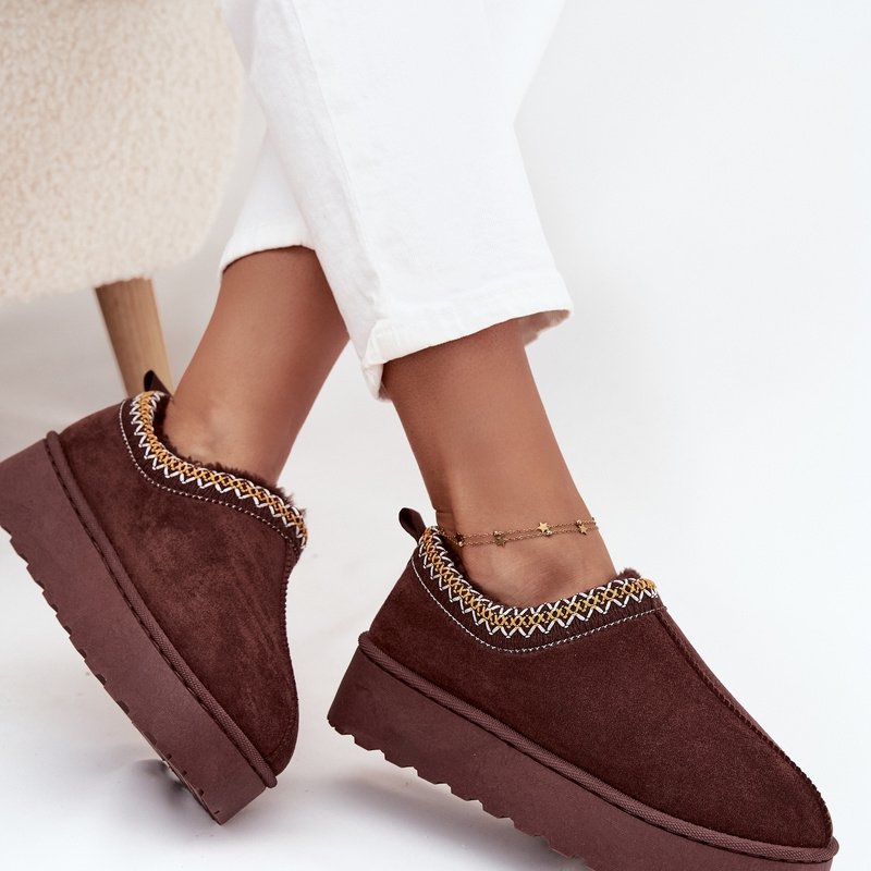 Дамски ниски зимни боти на платформа с бродерия 