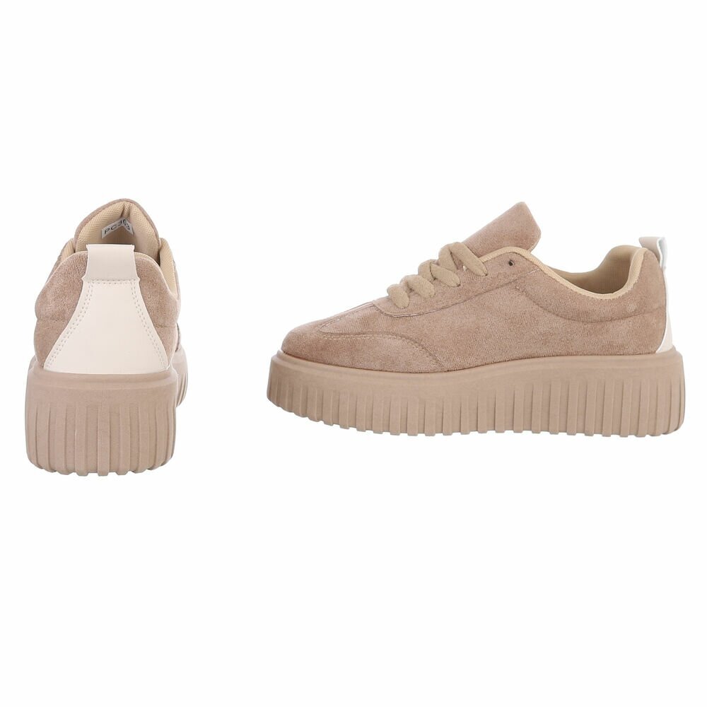 Дамски сникърси от еко велур с пухкави връзки