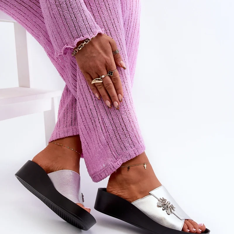 Елегантни дамски чехли от естествена кожа S.Barski Сребърни