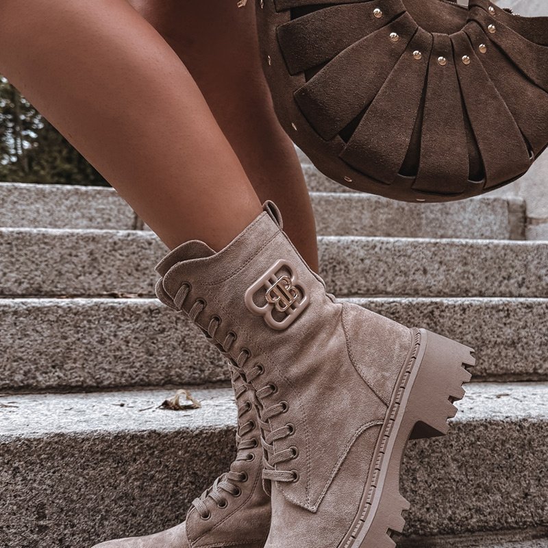 Дамски изолирани боти от еко велур с декорация