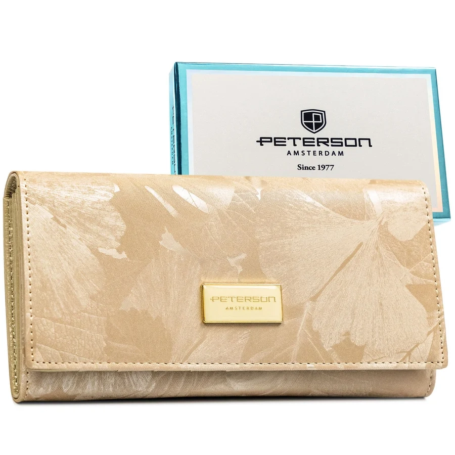 Бежов дамски портфейл, изработен от естествена и еко кожа