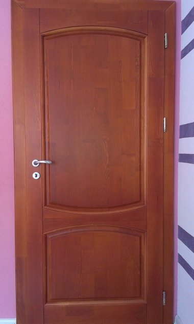 Дървени врати