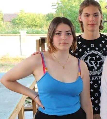За нас
