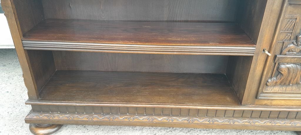 Витрини и шкафове