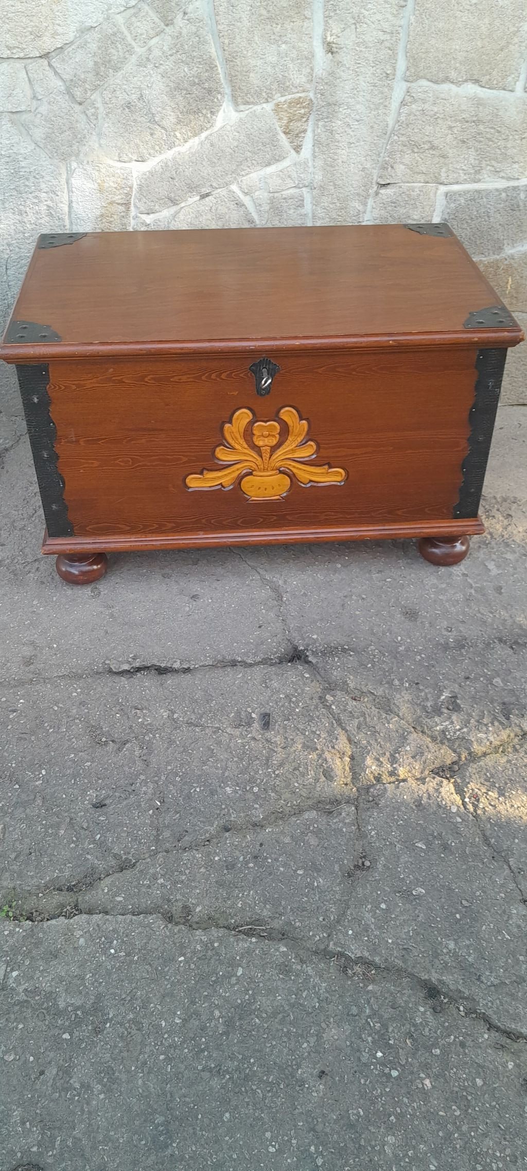 Малки шкафчета и ракли